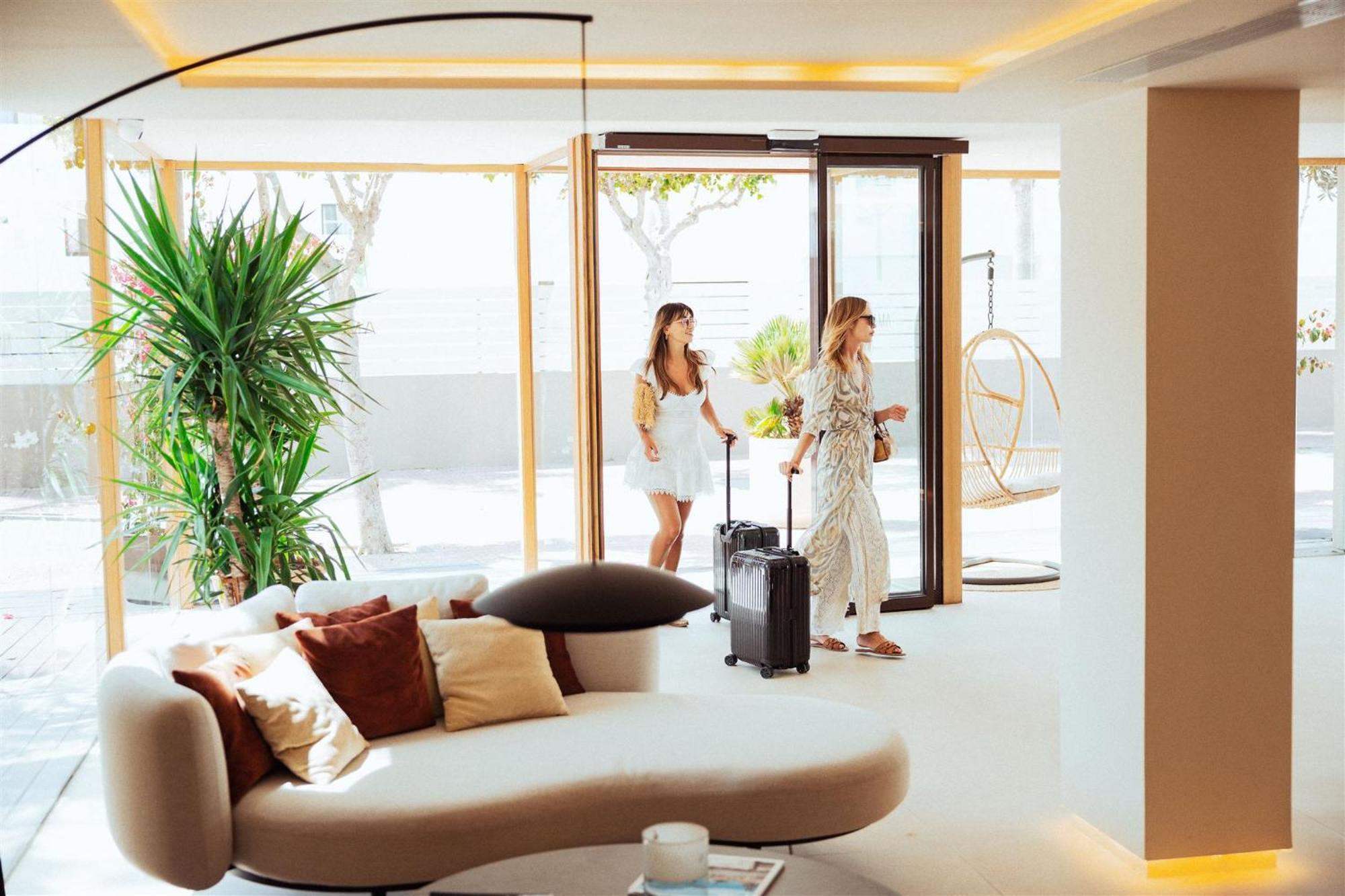 Hotel Ama Ibiza (Adults Only) Playa d'en Bossa Zewnętrze zdjęcie